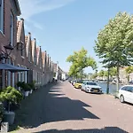Ben Thuis