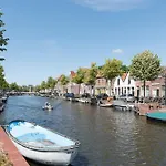 Ben Thuis