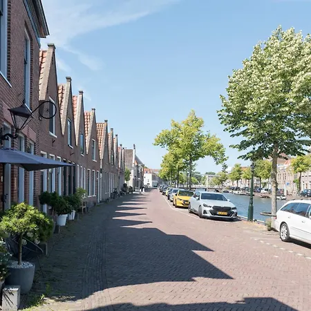 Ben Thuis