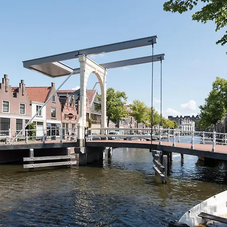 Ben Thuis * Alkmaar